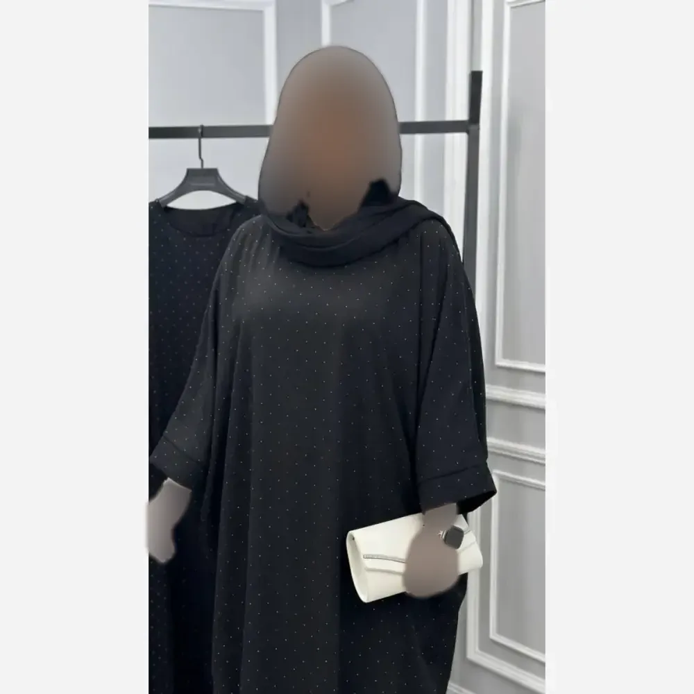 عبای زنانه مجلسی مدل نگیندار جنس الیزه مشکی فری سایز