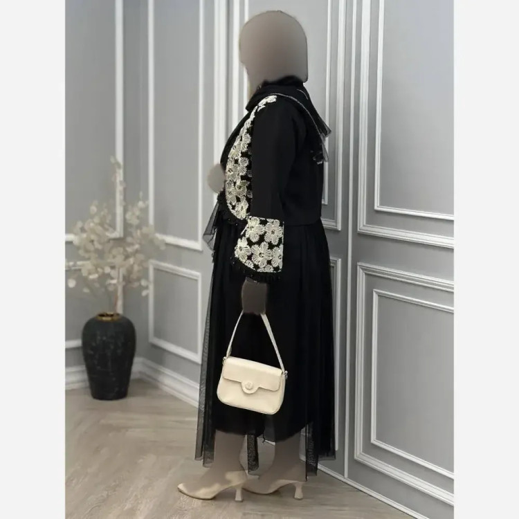 ست سه تیکه کت و دامن و شال مدل روناک جنس مازراتی خرجکار هندی و تور سایز فری 38 تا 46