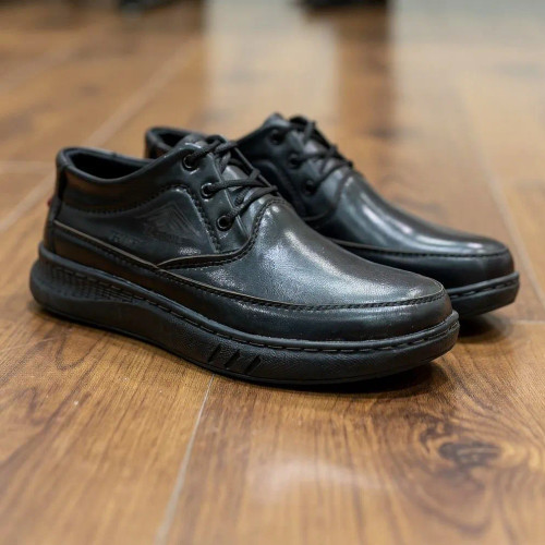 کفش طبی مردانه چرم مدل تحسین بندی رنگ مشکی با زیره پلیمر لژدار و دور دوخت