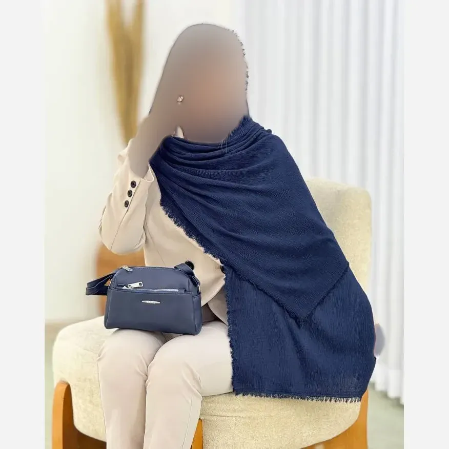 شال پلیسه لمه دار دور ریش ابعاد 175 در 75 سانتی متر