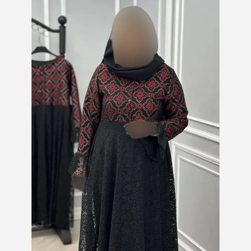 پیراهن زنانه مجلسی مدل فاخر جنس بالاتنه تافته و دامن دانتل فری سایز 38 تا 46