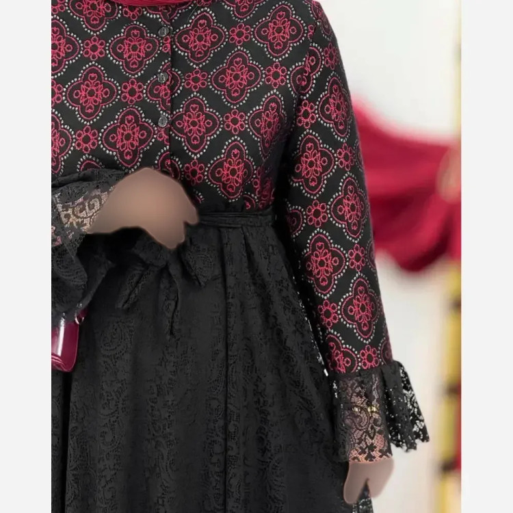 پیراهن زنانه مجلسی مدل فاخر جنس بالاتنه تافته و دامن دانتل فری سایز 38 تا 46