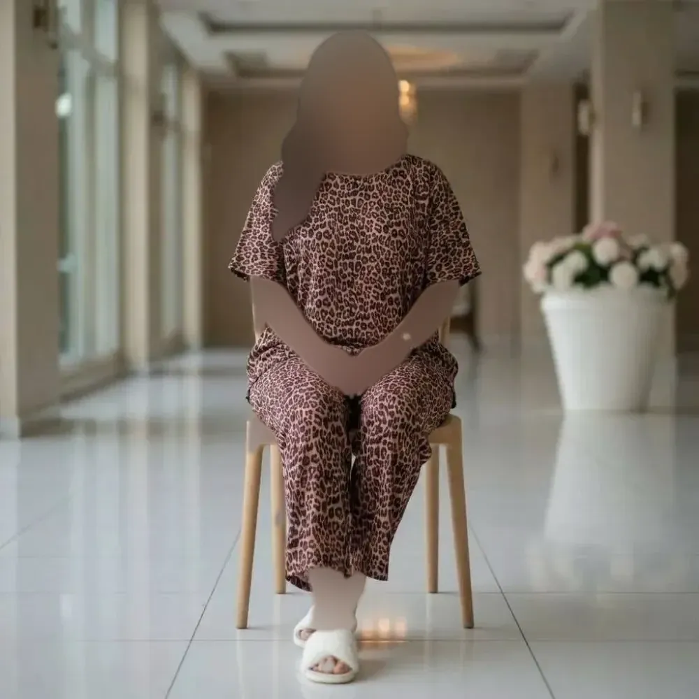 ست زنانه نخی نگین دار فری سایز مدل قواره دار