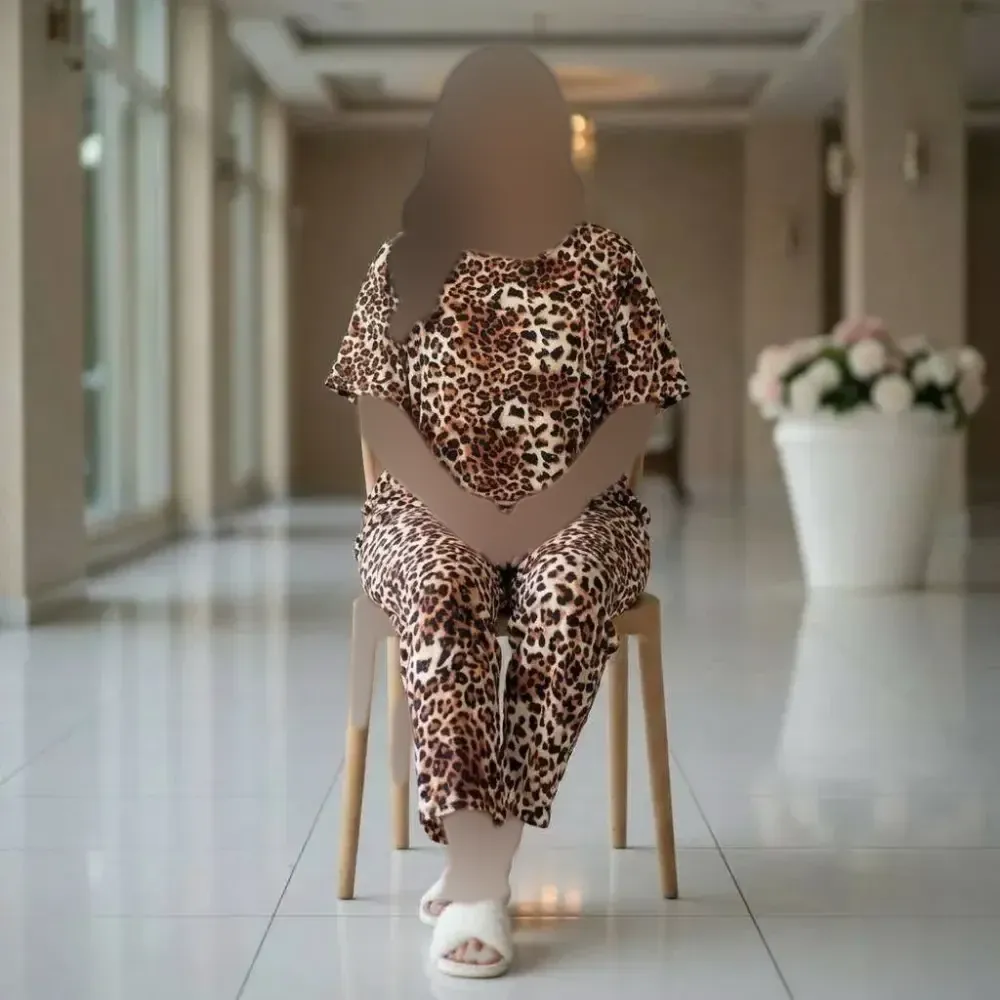 ست زنانه نخی نگین دار فری سایز مدل قواره دار
