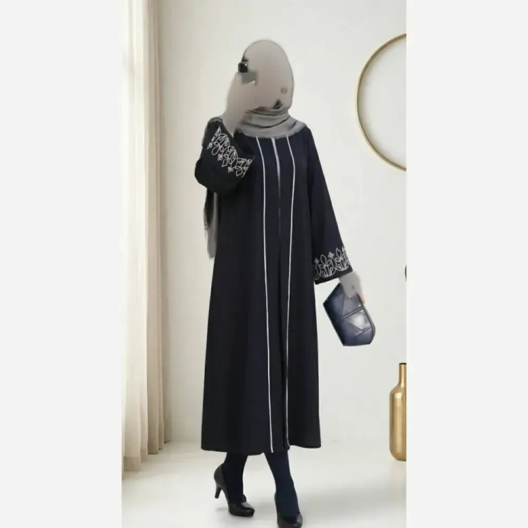 مانتو مجلسی زنانه مدل مادام جنس مازراتی گلدوزی شده سایز بزرگ 42 تا 50 رنگ مشکی