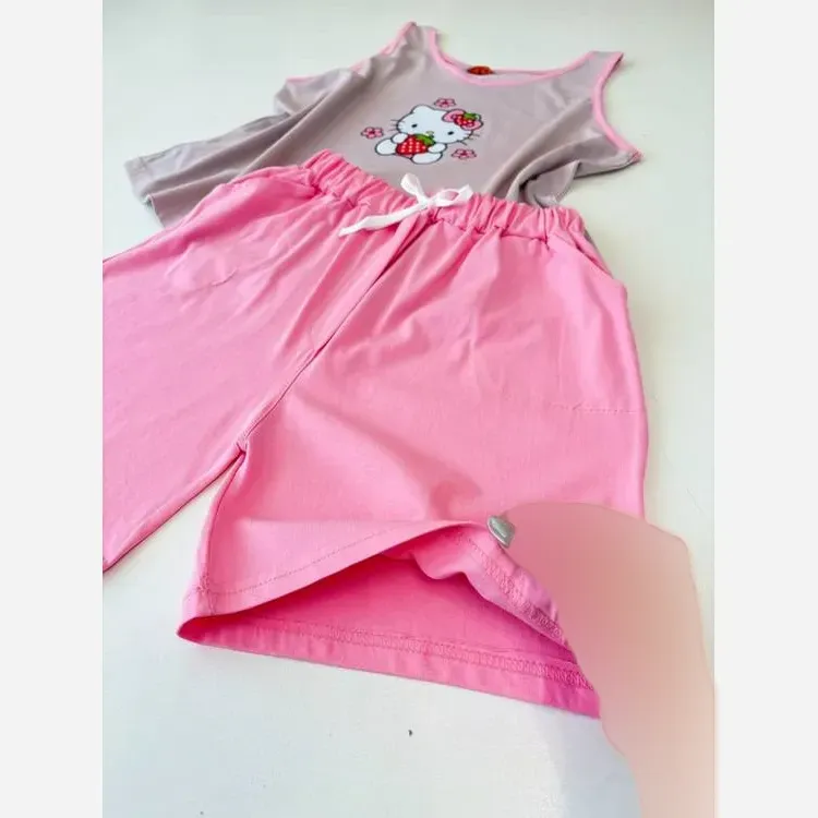 ست تاپ و شورتک زنانه نخ پنبه سوپر طرح کیتی فری سایز