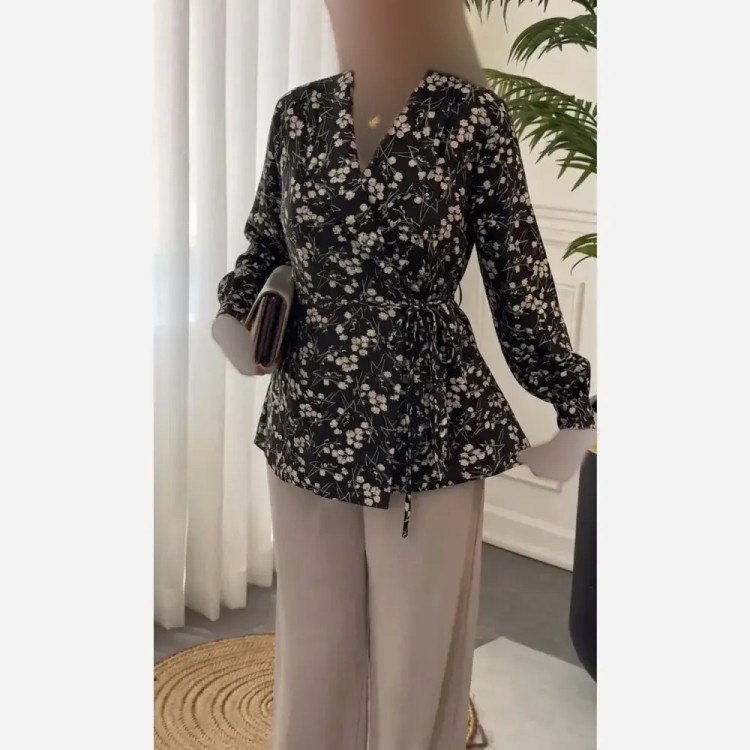 شومیز زنانه مدل چپ و راستی فری سایز جنس الیزه و کرپ حریر