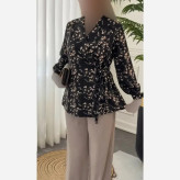 شومیز زنانه مدل چپ و راستی فری سایز جنس الیزه و کرپ حریر