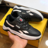 کفش ریبوک چرم زنانه مشکی کتونی اسپرت پیاده روی روزمره