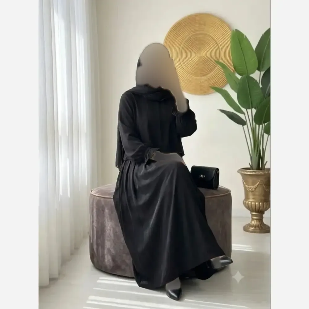 عبا دوتیکه مهلا جنس الیزه درجه یک رنگ مشکی فری سایز مروارید دوزی شده