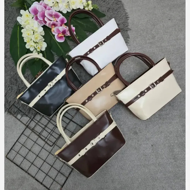 کیف زنانه اسما چرمی با کیفیت سایز آزاد