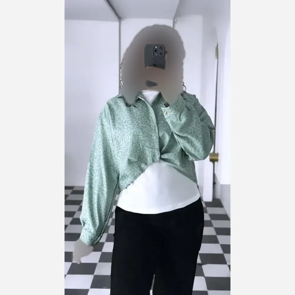 ست دوتیکه گره ای دلا جنس صوفیا نگین دار فری سایز