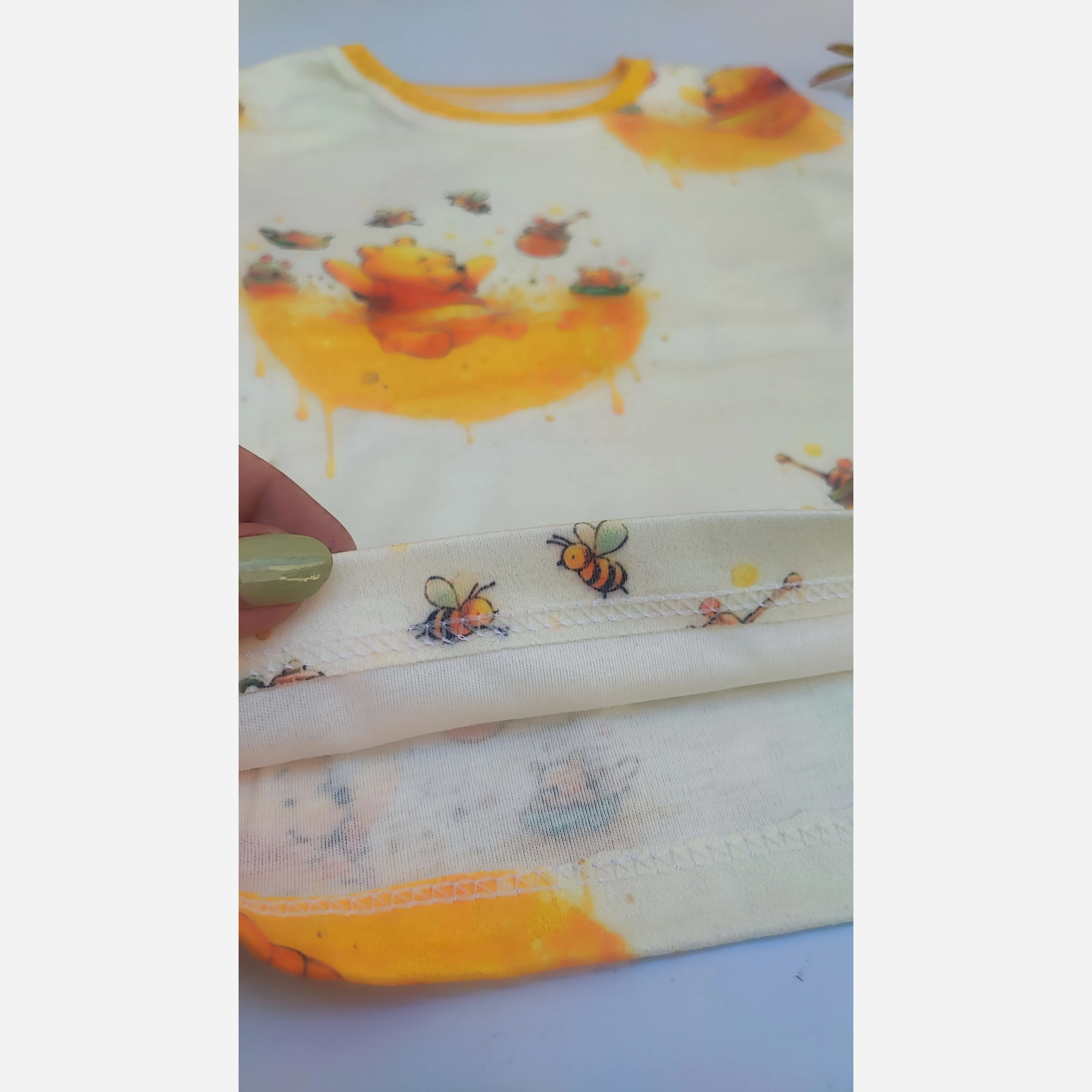 بلوز و شلوار راحتی بچگانه طرح پو سایز 35 و 40
