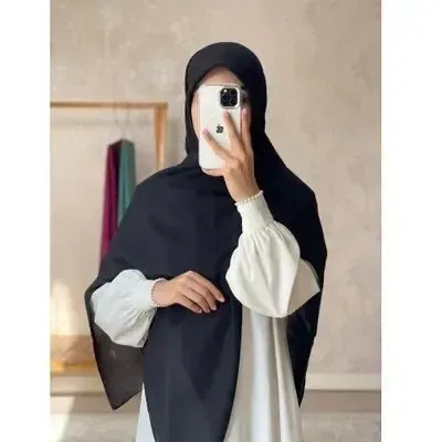 روسری سوپر نخ ساده قواره بزرگ منگوله دار سورمه ای و مشکی