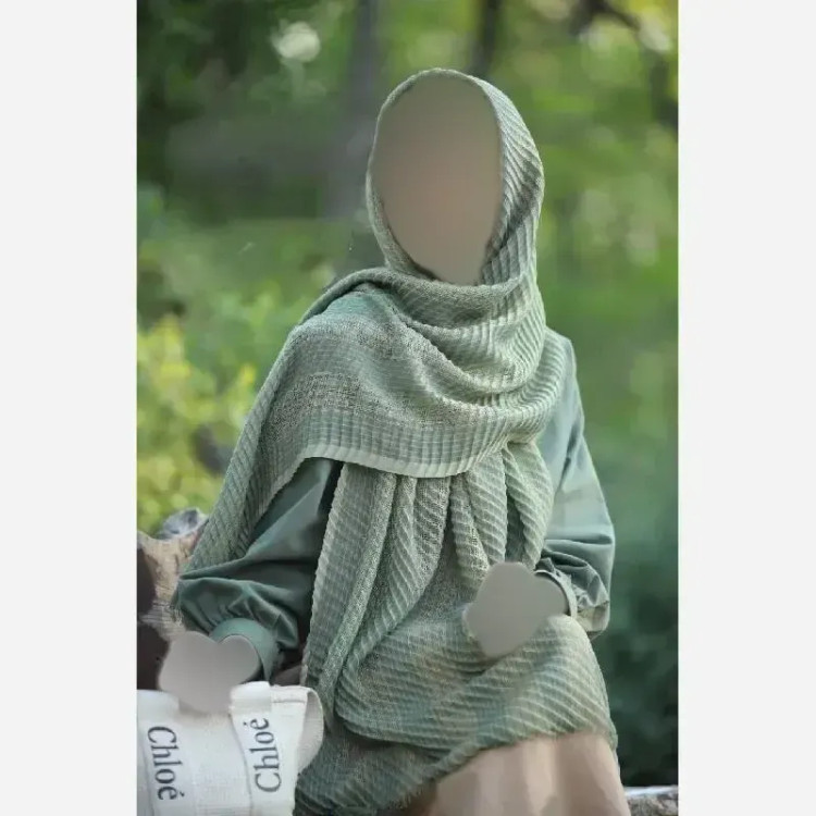 شال حصیری نخی زنانه ابعاد 75 در 175 رنگ بندی متنوع