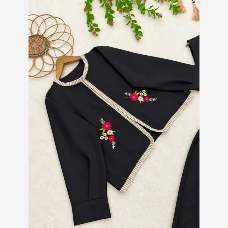 ست کت سارافون گلدوزی ژیوا جنس تافته شاینی فری سایز 36 تا 46