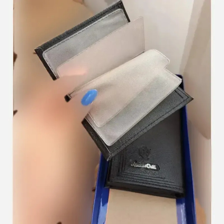 پک هدیه مردانه چرم شامل کیف پول جاکارتی و کمربند رنگ مشکی و عسلی