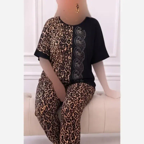 ست لباس راحتی نگار فلامنت گیاهی نگین دار فری سایز 36 تا 50