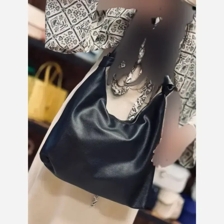 کیف بند گره ای چرم سبک و جادار رنگ مشکی و موکا