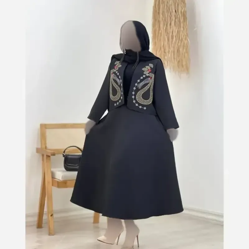 کت و دامن زنانه مازراتی گلدوزی شده مدل ثمر رنگ مشکی فری سایز