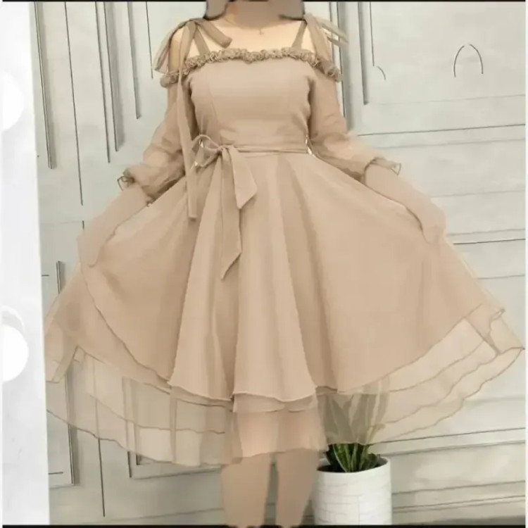 لارا عروسکی حریر بیده قد 100